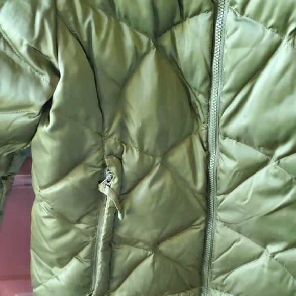 The North Face Aconcagua Olive Green 550 Fill Puffer Jacket - Picture 7 of 11